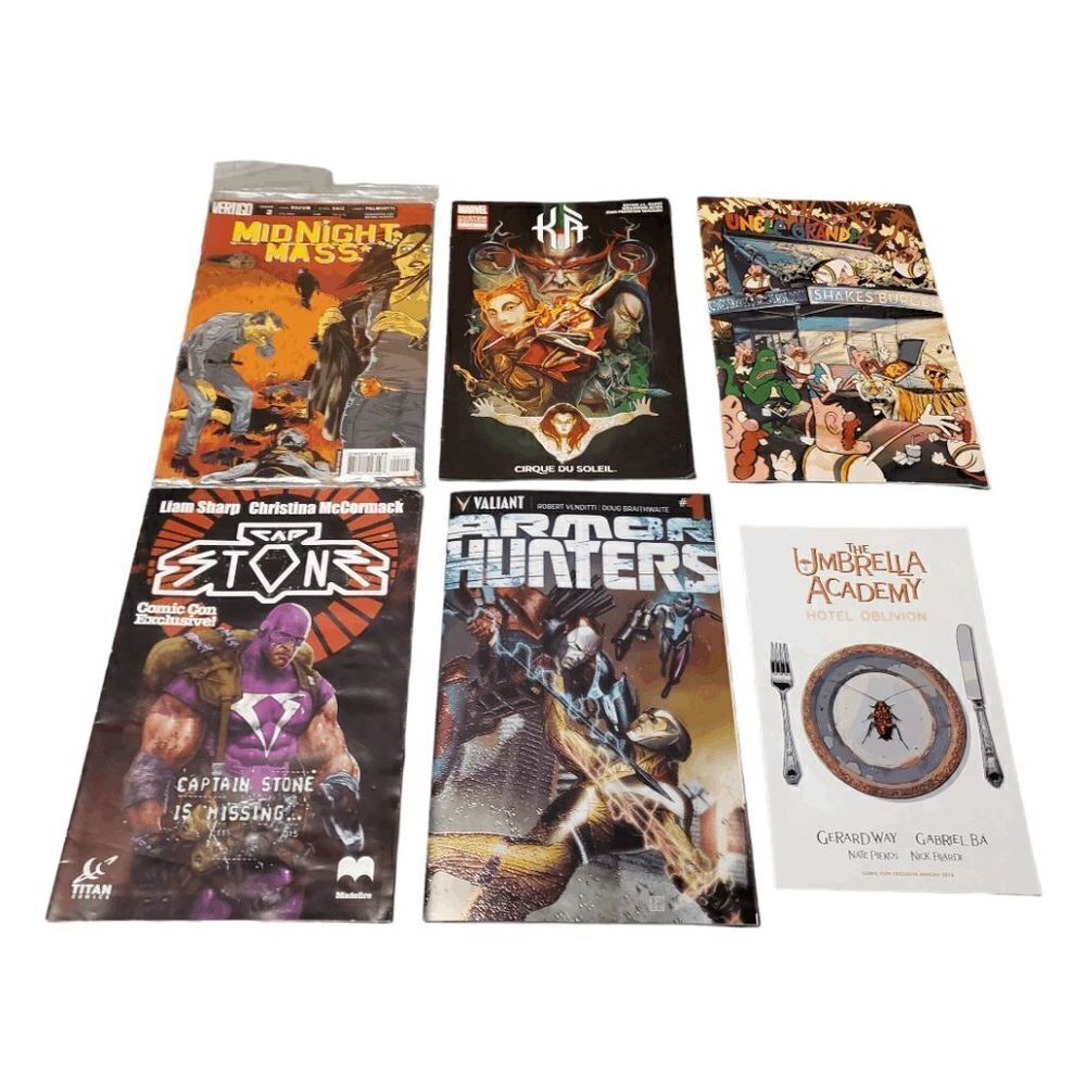 Lot of 12 comic con exclusive/custom edition comics - see description